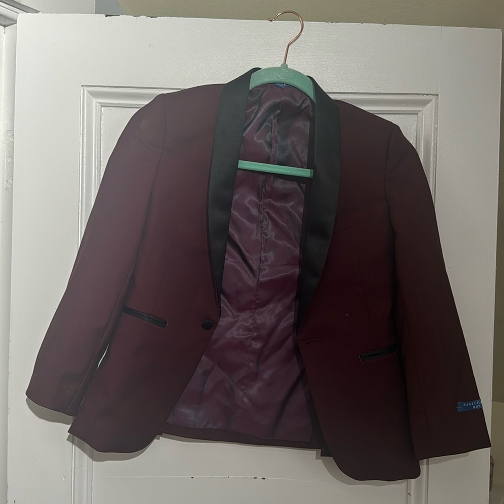 Bran new perry ellis blazer, dress shirt and pants